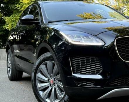 Черный Ягуар E-Pace, объемом двигателя 2 л и пробегом 60 тыс. км за 35000 $, фото 5 на Automoto.ua
