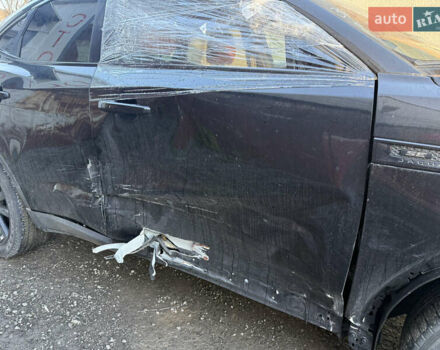 Черный Ягуар E-Pace, объемом двигателя 2 л и пробегом 18 тыс. км за 14300 $, фото 13 на Automoto.ua