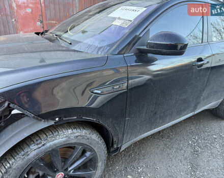 Черный Ягуар E-Pace, объемом двигателя 2 л и пробегом 18 тыс. км за 14300 $, фото 18 на Automoto.ua