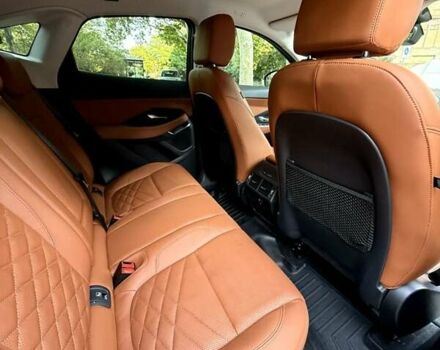 Черный Ягуар E-Pace, объемом двигателя 2 л и пробегом 60 тыс. км за 35000 $, фото 19 на Automoto.ua