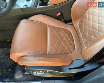 Черный Ягуар E-Pace, объемом двигателя 2 л и пробегом 18 тыс. км за 14300 $, фото 41 на Automoto.ua