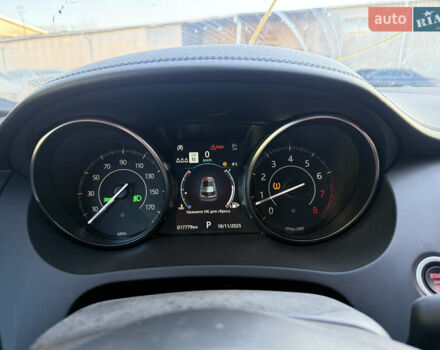 Черный Ягуар E-Pace, объемом двигателя 2 л и пробегом 18 тыс. км за 14300 $, фото 44 на Automoto.ua