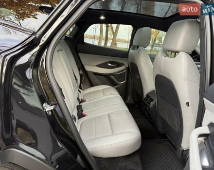 Черный Ягуар E-Pace, объемом двигателя 2 л и пробегом 38 тыс. км за 35500 $, фото 37 на Automoto.ua