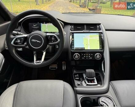 Черный Ягуар E-Pace, объемом двигателя 2 л и пробегом 38 тыс. км за 35500 $, фото 25 на Automoto.ua