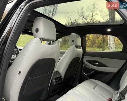 Черный Ягуар E-Pace, объемом двигателя 2 л и пробегом 38 тыс. км за 35500 $, фото 35 на Automoto.ua