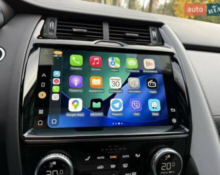 Черный Ягуар E-Pace, объемом двигателя 2 л и пробегом 38 тыс. км за 35500 $, фото 53 на Automoto.ua