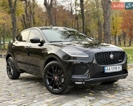 Черный Ягуар E-Pace, объемом двигателя 2 л и пробегом 38 тыс. км за 35500 $, фото 4 на Automoto.ua