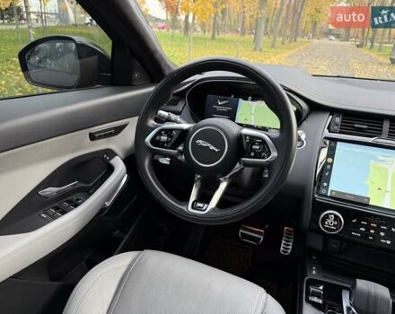 Черный Ягуар E-Pace, объемом двигателя 2 л и пробегом 38 тыс. км за 35500 $, фото 31 на Automoto.ua