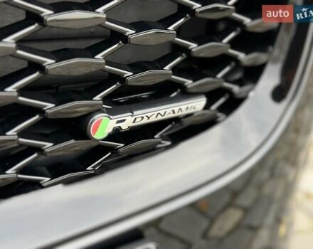 Черный Ягуар E-Pace, объемом двигателя 2 л и пробегом 38 тыс. км за 35500 $, фото 23 на Automoto.ua