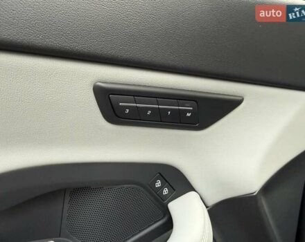 Черный Ягуар E-Pace, объемом двигателя 2 л и пробегом 38 тыс. км за 35500 $, фото 41 на Automoto.ua