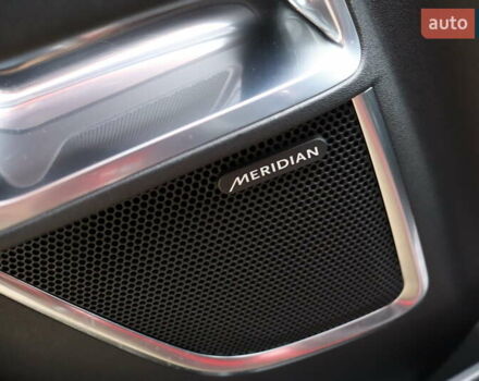 Красный Ягуар E-Pace, объемом двигателя 2 л и пробегом 141 тыс. км за 25900 $, фото 16 на Automoto.ua