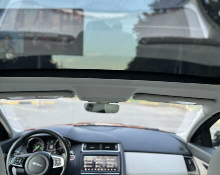 Червоний Ягуар E-Pace, об'ємом двигуна 2 л та пробігом 102 тис. км за 24300 $, фото 21 на Automoto.ua