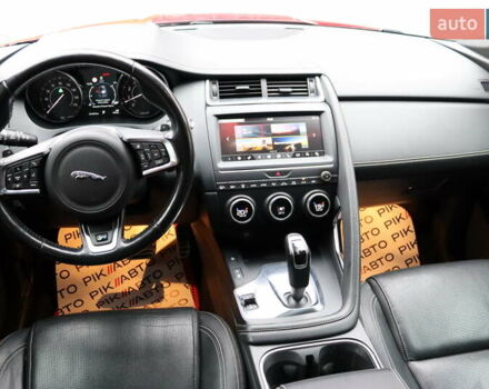 Красный Ягуар E-Pace, объемом двигателя 2 л и пробегом 141 тыс. км за 25900 $, фото 37 на Automoto.ua