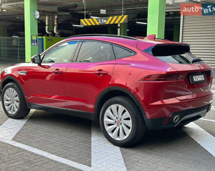 Красный Ягуар E-Pace, объемом двигателя 2 л и пробегом 102 тыс. км за 23000 $, фото 5 на Automoto.ua