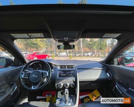 Червоний Ягуар E-Pace, об'ємом двигуна 2 л та пробігом 136 тис. км за 31900 $, фото 13 на Automoto.ua