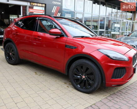Красный Ягуар E-Pace, объемом двигателя 2 л и пробегом 141 тыс. км за 25900 $, фото 7 на Automoto.ua