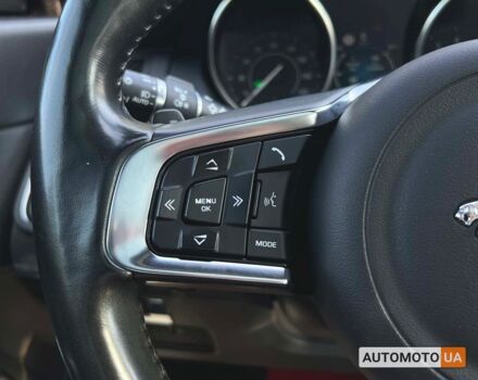 Червоний Ягуар E-Pace, об'ємом двигуна 2 л та пробігом 136 тис. км за 31900 $, фото 23 на Automoto.ua