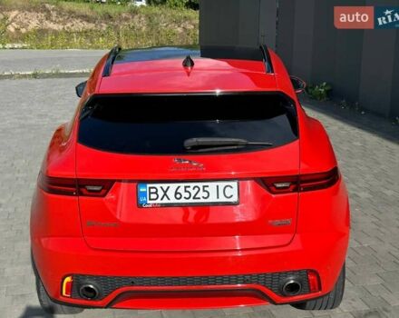 Красный Ягуар E-Pace, объемом двигателя 2 л и пробегом 123 тыс. км за 26300 $, фото 2 на Automoto.ua