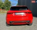 Красный Ягуар E-Pace, объемом двигателя 2 л и пробегом 123 тыс. км за 26300 $, фото 1 на Automoto.ua