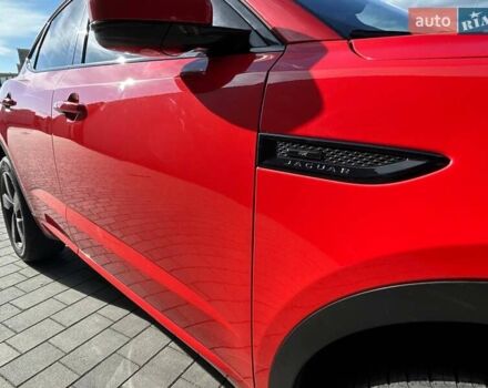 Красный Ягуар E-Pace, объемом двигателя 2 л и пробегом 123 тыс. км за 26300 $, фото 19 на Automoto.ua