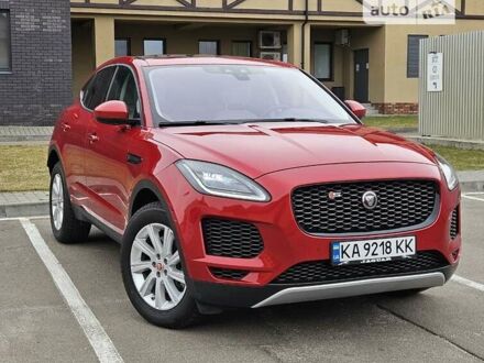 Красный Ягуар E-Pace, объемом двигателя 2 л и пробегом 45 тыс. км за 27300 $, фото 1 на Automoto.ua