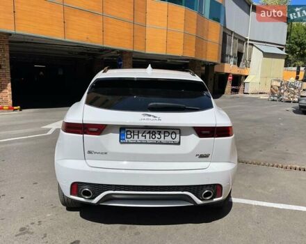 Ягуар E-Pace, объемом двигателя 2 л и пробегом 48 тыс. км за 24500 $, фото 3 на Automoto.ua
