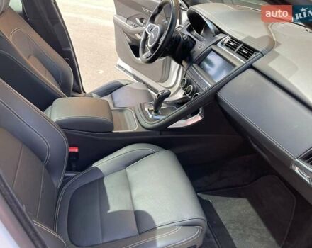 Ягуар E-Pace, об'ємом двигуна 2 л та пробігом 48 тис. км за 24500 $, фото 2 на Automoto.ua