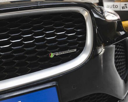 Ягуар E-Pace, об'ємом двигуна 2 л та пробігом 225 тис. км за 26000 $, фото 6 на Automoto.ua