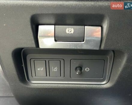 Ягуар E-Pace 2018 в Луцке на Automoto.ua Ягуар E-Pace, объемом двигателя 0 л и пробегом 142 тыс. км за 16200 $, фото 17 на Automoto.ua