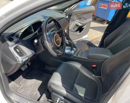 Ягуар E-Pace, об'ємом двигуна 2 л та пробігом 48 тис. км за 24500 $, фото 9 на Automoto.ua