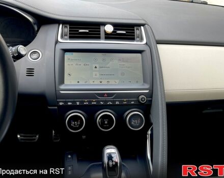Ягуар E-Pace, объемом двигателя 2 л и пробегом 45 тыс. км за 26500 $, фото 10 на Automoto.ua