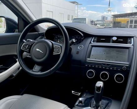Ягуар E-Pace, объемом двигателя 2 л и пробегом 45 тыс. км за 28999 $, фото 9 на Automoto.ua