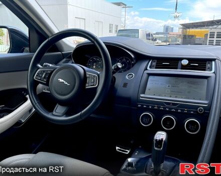 Ягуар E-Pace, объемом двигателя 2 л и пробегом 45 тыс. км за 26500 $, фото 5 на Automoto.ua