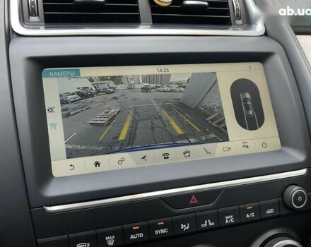 Ягуар E-Pace, объемом двигателя 2 л и пробегом 45 тыс. км за 28999 $, фото 17 на Automoto.ua