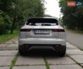 Сірий Ягуар E-Pace, об'ємом двигуна 2 л та пробігом 89 тис. км за 26000 $, фото 4 на Automoto.ua