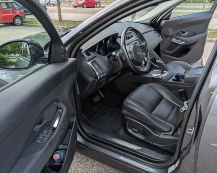 Серый Ягуар E-Pace, объемом двигателя 2 л и пробегом 90 тыс. км за 25000 $, фото 22 на Automoto.ua