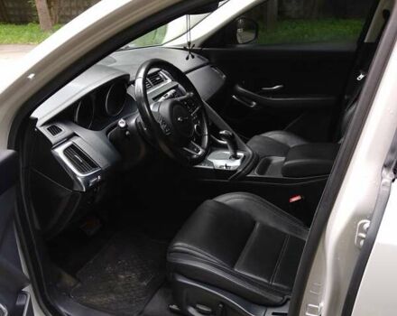 Сірий Ягуар E-Pace, об'ємом двигуна 2 л та пробігом 89 тис. км за 26000 $, фото 10 на Automoto.ua
