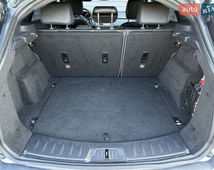 Серый Ягуар E-Pace, объемом двигателя 2 л и пробегом 73 тыс. км за 24000 $, фото 16 на Automoto.ua