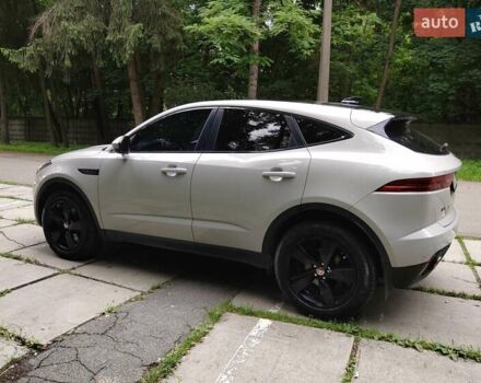 Сірий Ягуар E-Pace, об'ємом двигуна 2 л та пробігом 89 тис. км за 26000 $, фото 6 на Automoto.ua