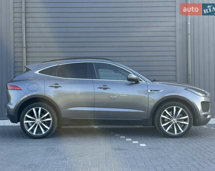 Серый Ягуар E-Pace, объемом двигателя 2 л и пробегом 73 тыс. км за 24000 $, фото 11 на Automoto.ua