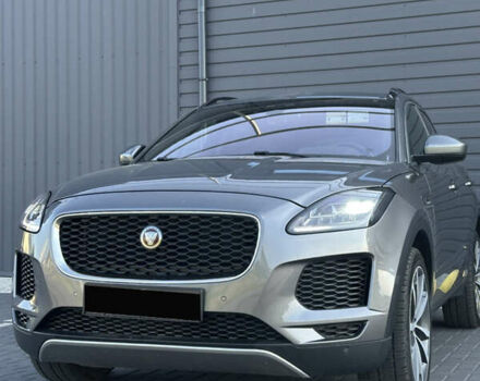 Серый Ягуар E-Pace, объемом двигателя 2 л и пробегом 73 тыс. км за 24000 $, фото 7 на Automoto.ua