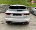 Серый Ягуар E-Pace, объемом двигателя 2 л и пробегом 31 тыс. км за 27500 $, фото 6 на Automoto.ua
