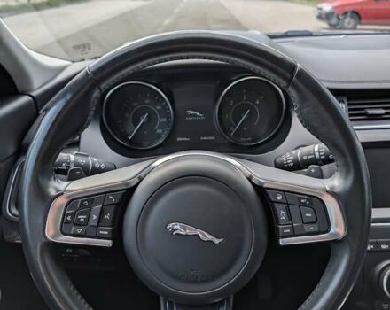 Серый Ягуар E-Pace, объемом двигателя 2 л и пробегом 90 тыс. км за 25000 $, фото 12 на Automoto.ua