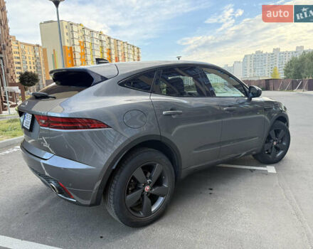 Серый Ягуар E-Pace, объемом двигателя 2 л и пробегом 48 тыс. км за 36000 $, фото 9 на Automoto.ua