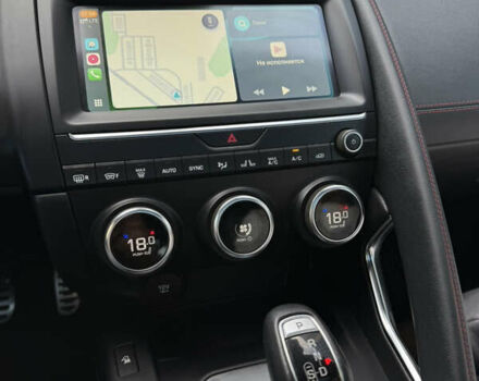 Серый Ягуар E-Pace, объемом двигателя 2 л и пробегом 48 тыс. км за 36000 $, фото 29 на Automoto.ua