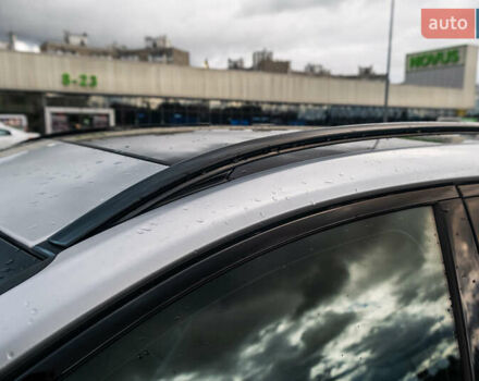 Серый Ягуар E-Pace, объемом двигателя 2 л и пробегом 110 тыс. км за 28500 $, фото 9 на Automoto.ua