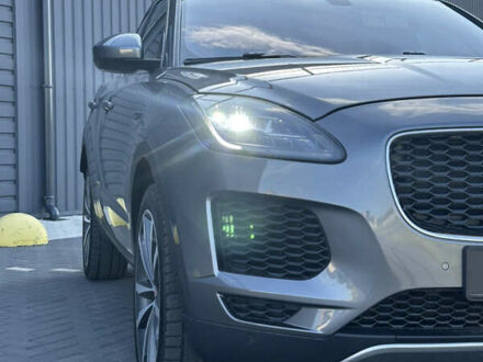 Серый Ягуар E-Pace, объемом двигателя 2 л и пробегом 73 тыс. км за 24000 $, фото 1 на Automoto.ua