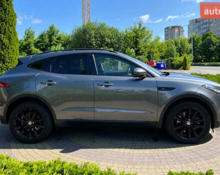 Серый Ягуар E-Pace, объемом двигателя 2 л и пробегом 77 тыс. км за 26000 $, фото 1 на Automoto.ua