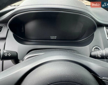 Синий Ягуар E-Pace, объемом двигателя 2 л и пробегом 163 тыс. км за 23900 $, фото 10 на Automoto.ua