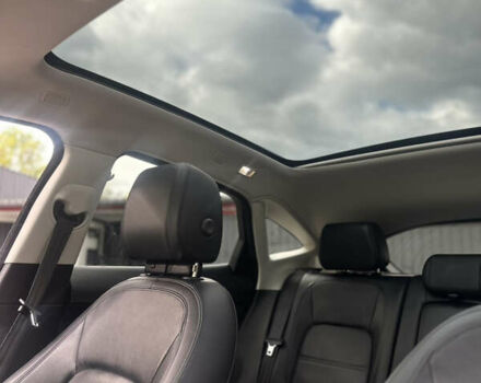 Синий Ягуар E-Pace, объемом двигателя 2 л и пробегом 69 тыс. км за 27000 $, фото 31 на Automoto.ua